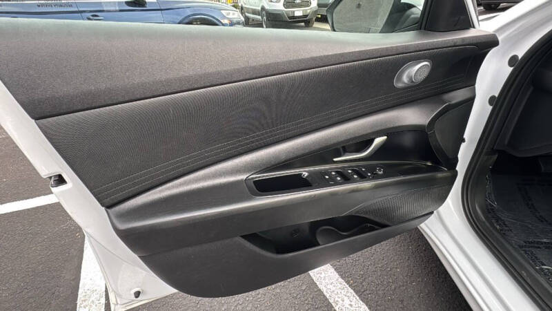 2021 Hyundai Elantra