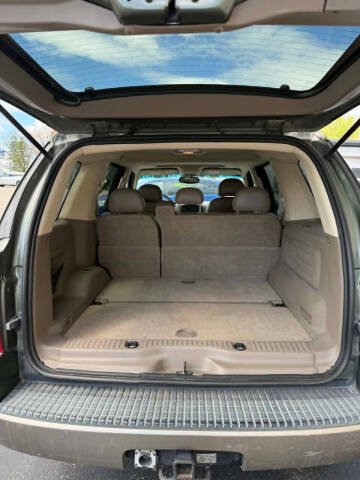 2004 Ford Explorer Eddie Bauer