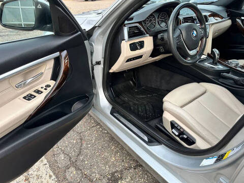 2017 BMW 3 Series 330i xDrive