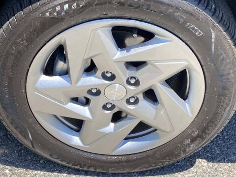 2024 Hyundai Kona SE