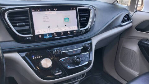 2021 Chrysler Pacifica Touring L