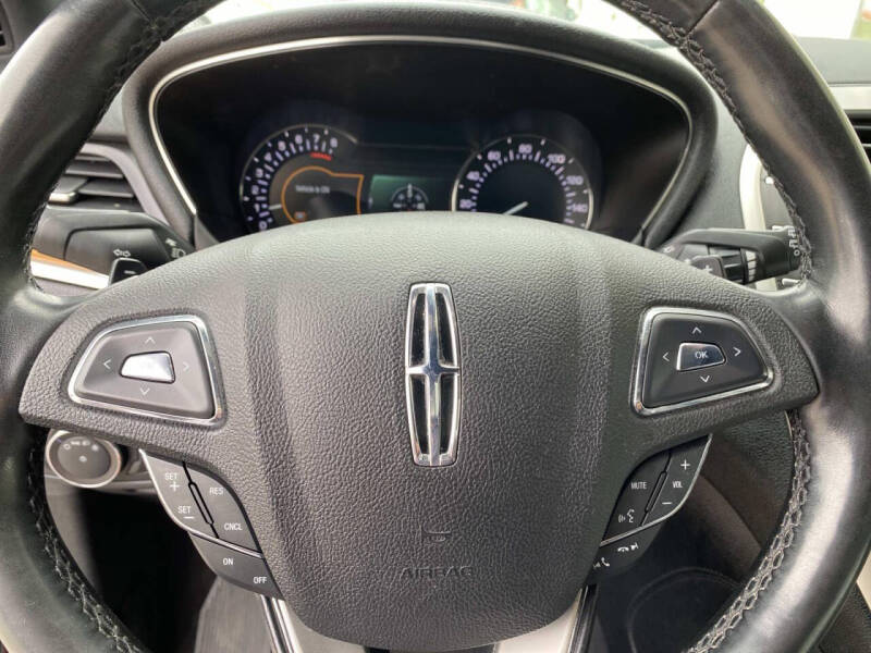 2019 Lincoln MKC Select