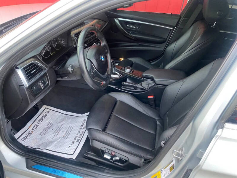 2017 BMW 3 Series 330e iPerformance
