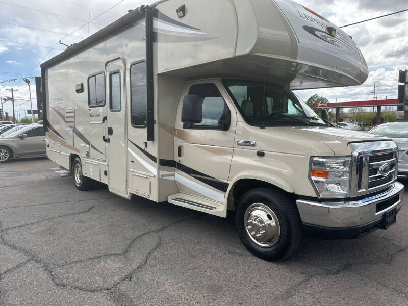2018 Ford E-450