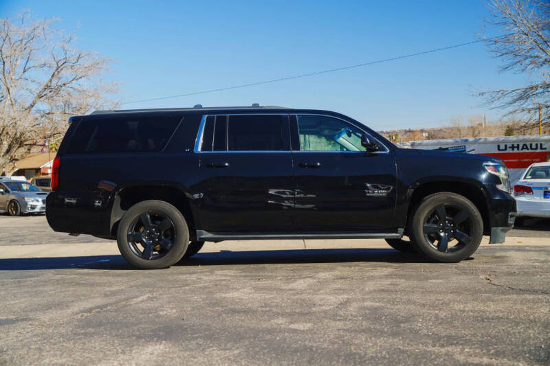 2017 Chevrolet Suburban LT