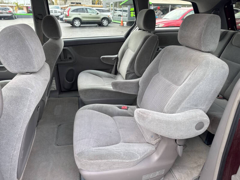 2007 Toyota Sienna LE 7-Passenger