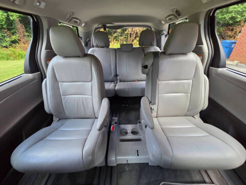 2017 Toyota Sienna