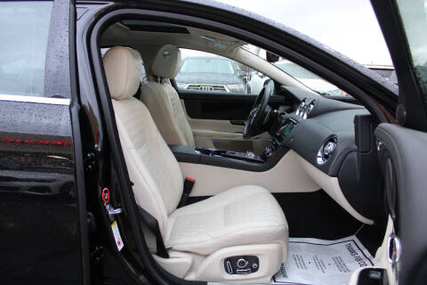 2019 Jaguar XJL Portfolio