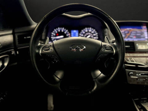 2015 Infiniti Q70 5.6