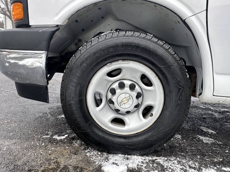 2021 Chevrolet Express 2500