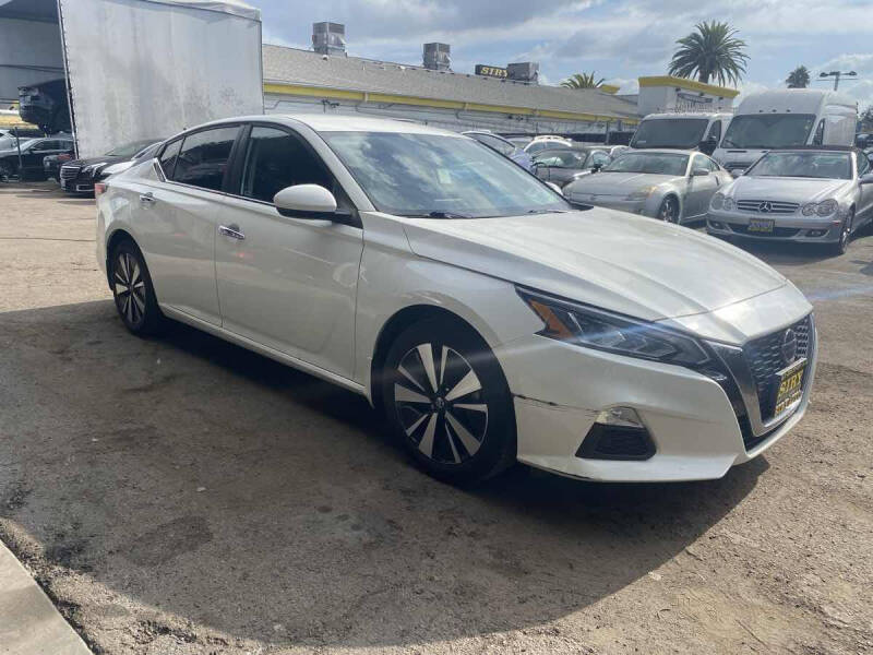 2021 Nissan Altima 2.5 SV