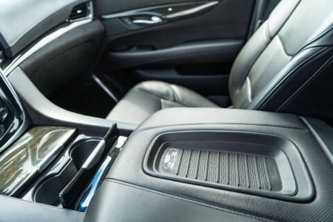 2019 Cadillac Escalade Platinum