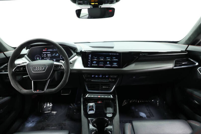 2022 Audi RS e-tron GT quattro