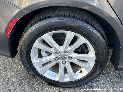 2017 Chrysler 200 Limited Platinum