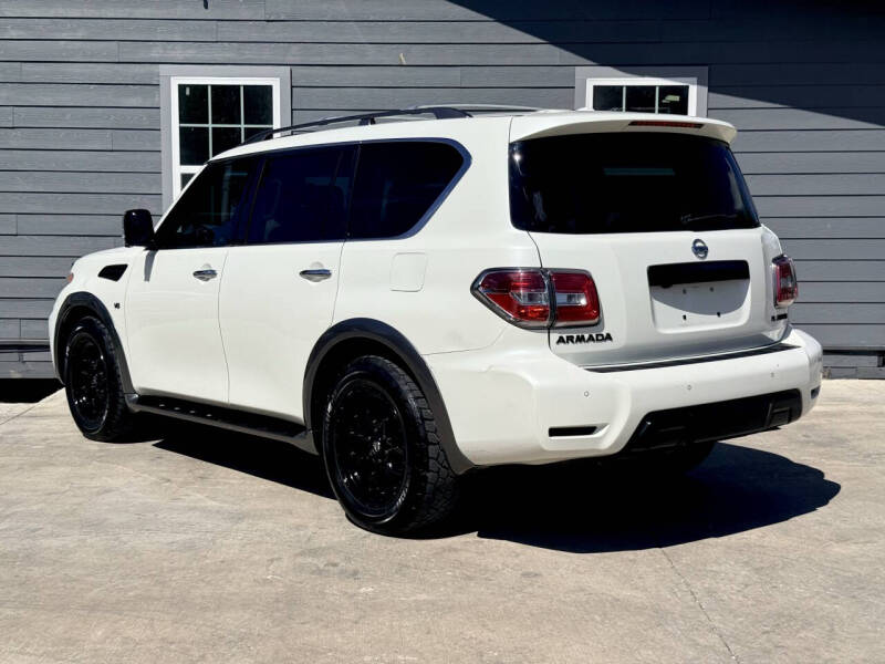 2017 Nissan Armada Platinum