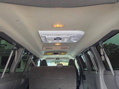 2017 Chevrolet Express LT 2500