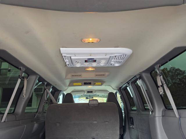 2017 Chevrolet Express LT 2500