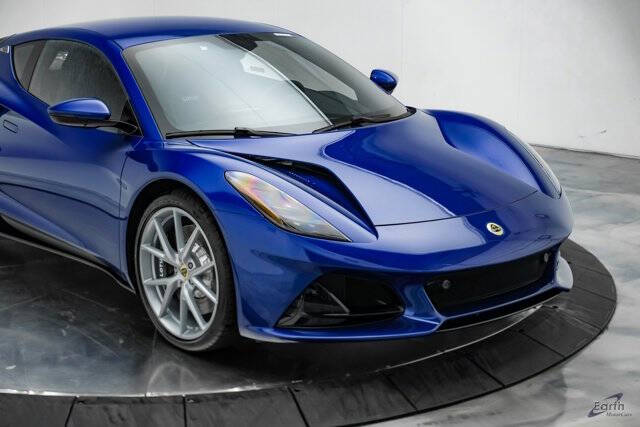 2025 Lotus Emira V6 Base
