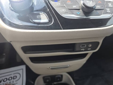 2018 Chrysler Pacifica Touring L