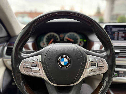 2016 BMW 7 Series 750i xDrive