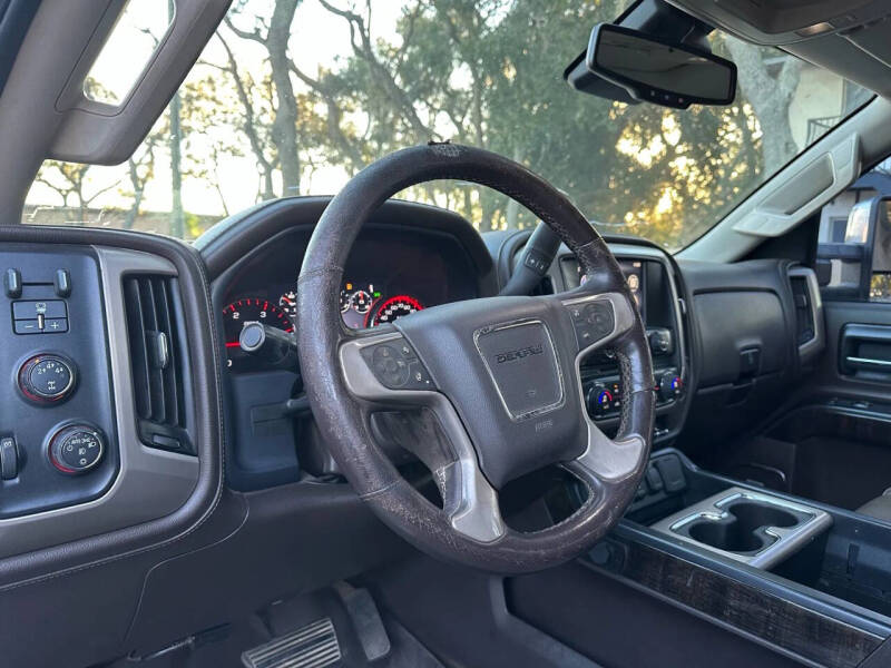 2015 GMC Sierra 2500HD Denali