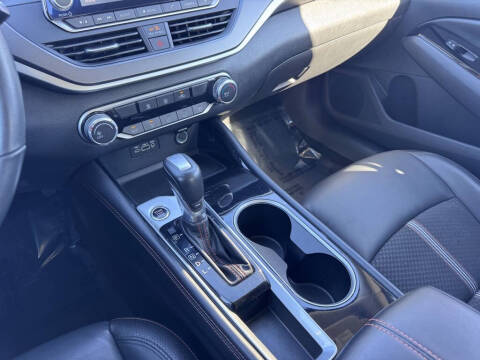 2024 Nissan Altima 2.5 SR