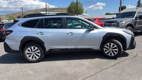 2023 Subaru Outback Premium