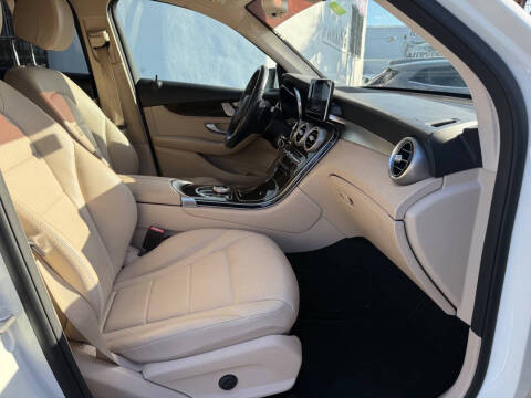 2019 Mercedes-Benz GLC GLC 300