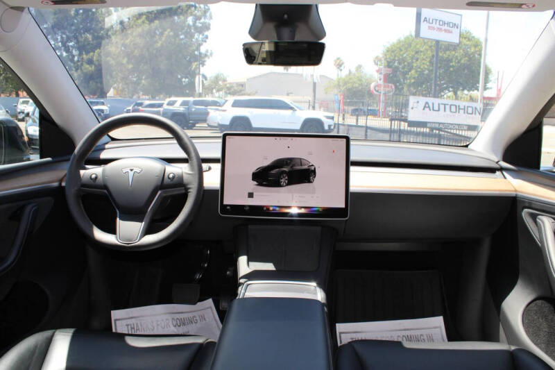 2024 Tesla Model Y Long Range