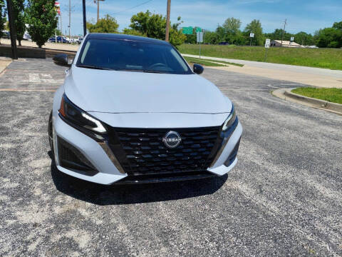 2023 Nissan Altima 2.5 SR