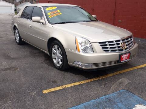2007 Cadillac DTS for sale at KENNEDY AUTO CENTER in Bradley IL