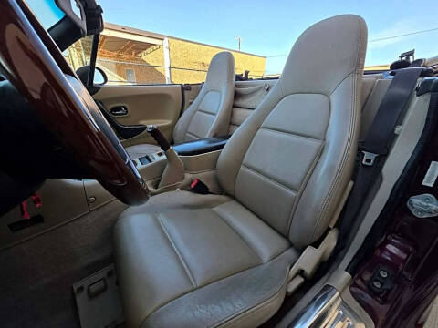 2000 Mazda MX-5 Miata