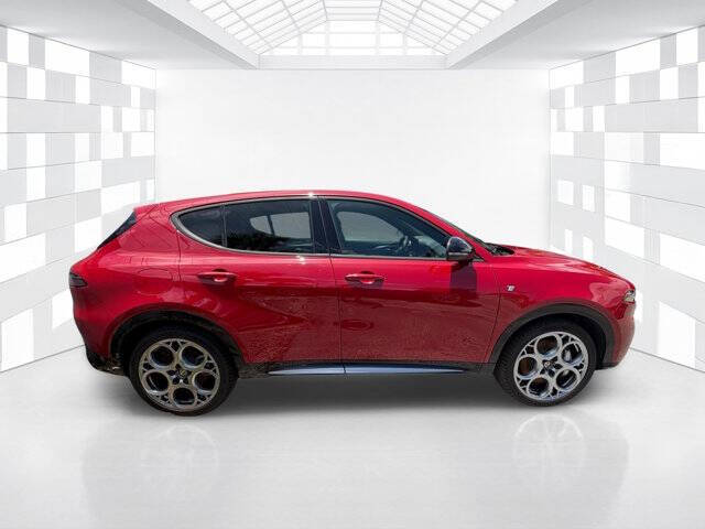 2024 Alfa Romeo Tonale Hybrid Ti