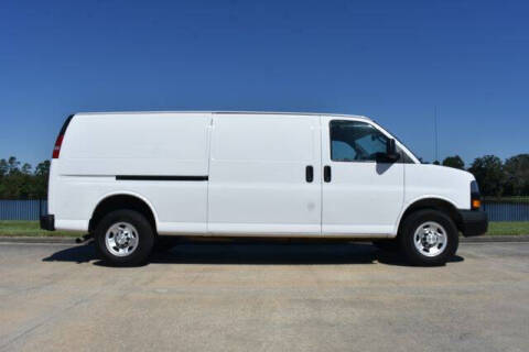 2023 Chevrolet Express 2500