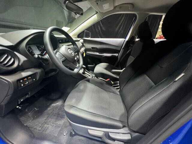 2025 Nissan Kicks Play S