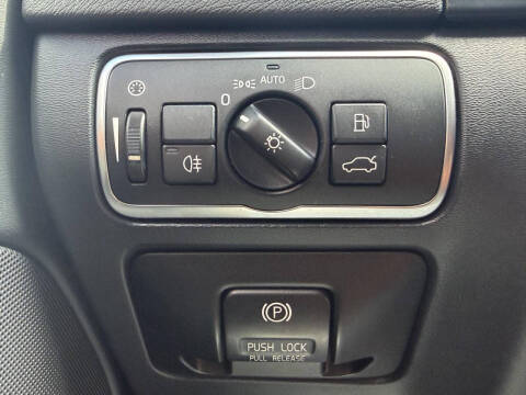 2015 Volvo S60 T5 Platinum