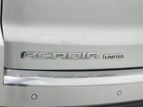 2017 GMC Acadia Limited