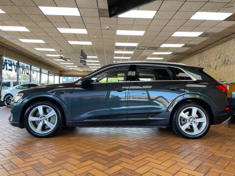 2019 Audi e-tron quattro Premium Plus