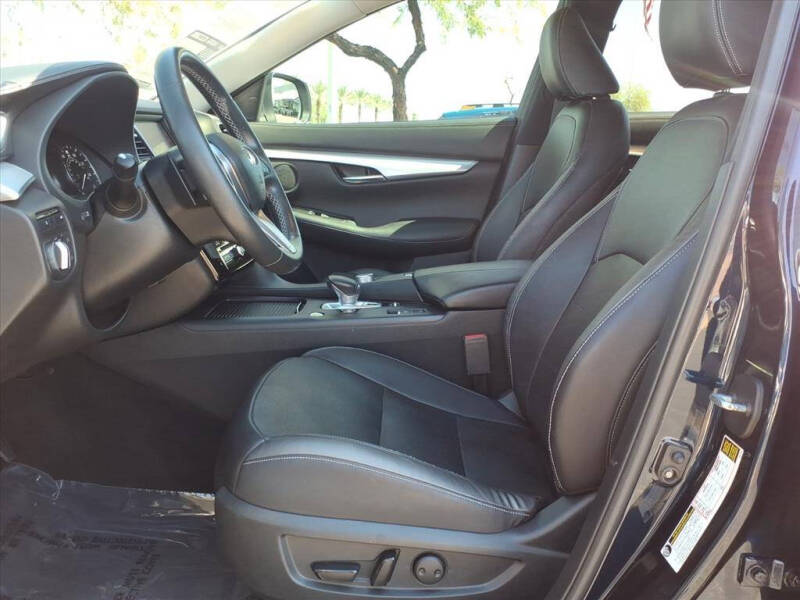 2019 Infiniti QX50 Essential