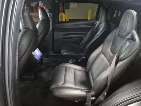 2023 Tesla Model X Plaid
