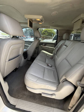 2012 Chevrolet Suburban LT