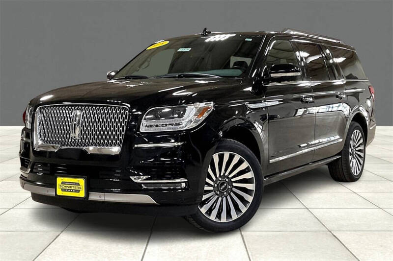 Used 2018 Lincoln Navigator Reserve with VIN 5LMJJ3LT6JEL02334 for sale in Montevideo, MN