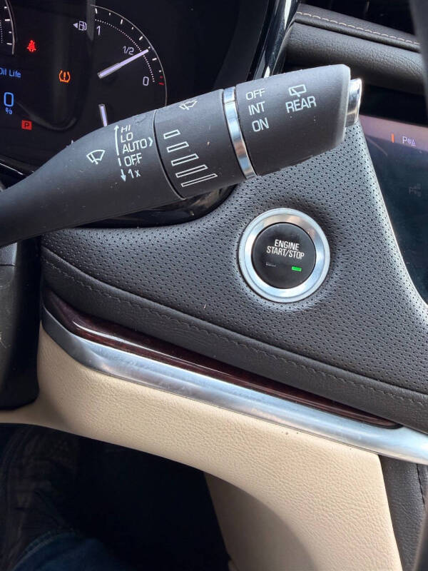 2018 Cadillac XT5 Luxury