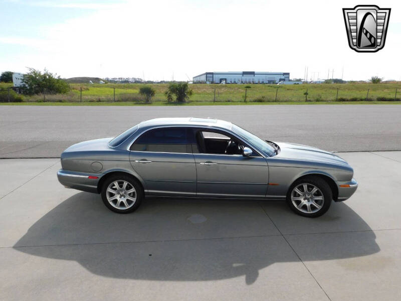 2004 Jaguar XJ-Series Vanden Plas