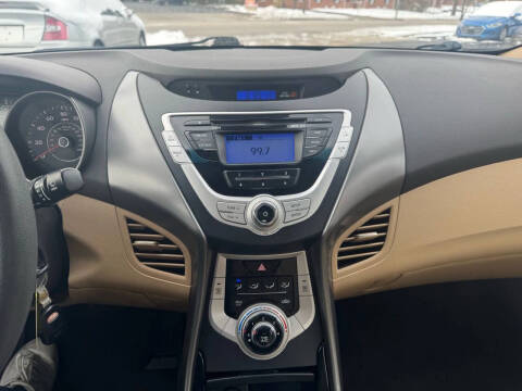 2012 Hyundai Elantra