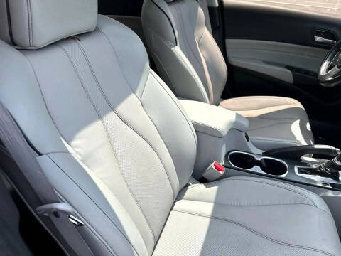 2019 Acura ILX w/Premium