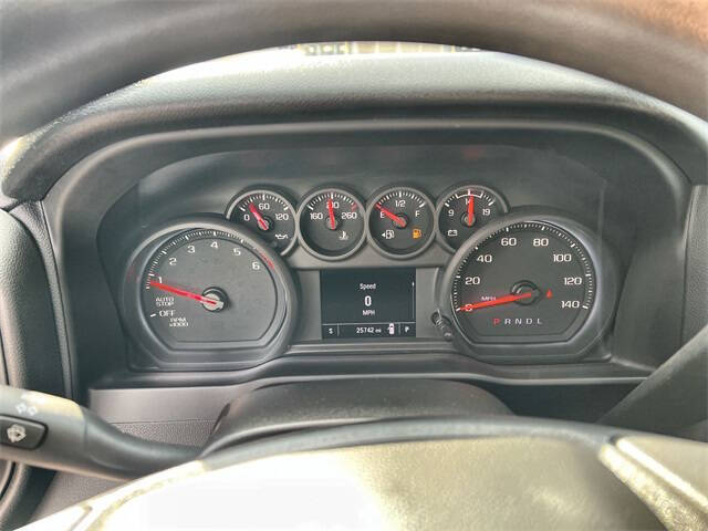 2022 Chevrolet Silverado 1500 Custom