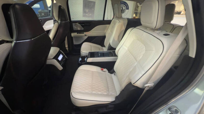 2023 Lincoln Aviator Black Label