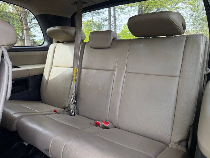 2012 Toyota Sequoia SR5