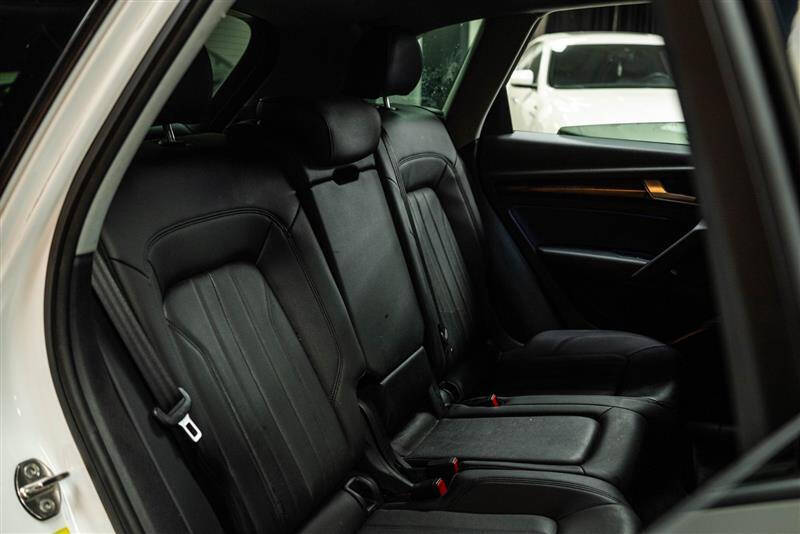 2019 Audi Q5 quattro Premium 45 TFSI